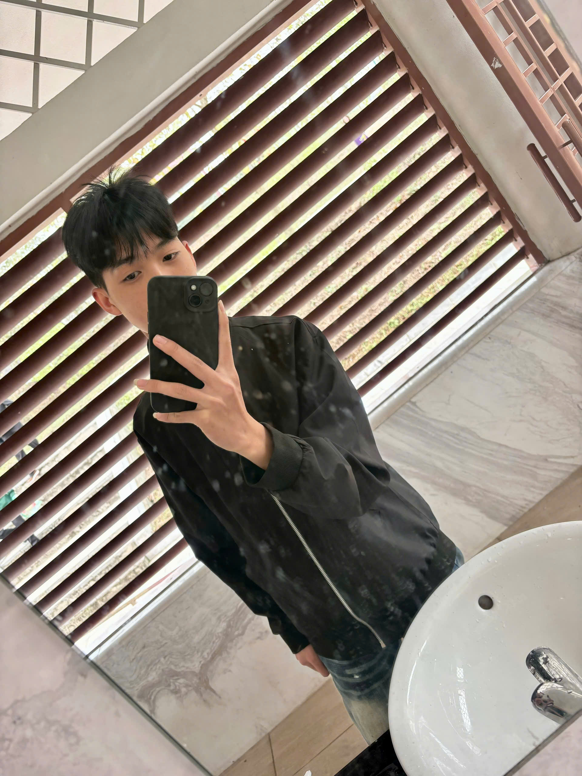 nguyễn hữu tuấn